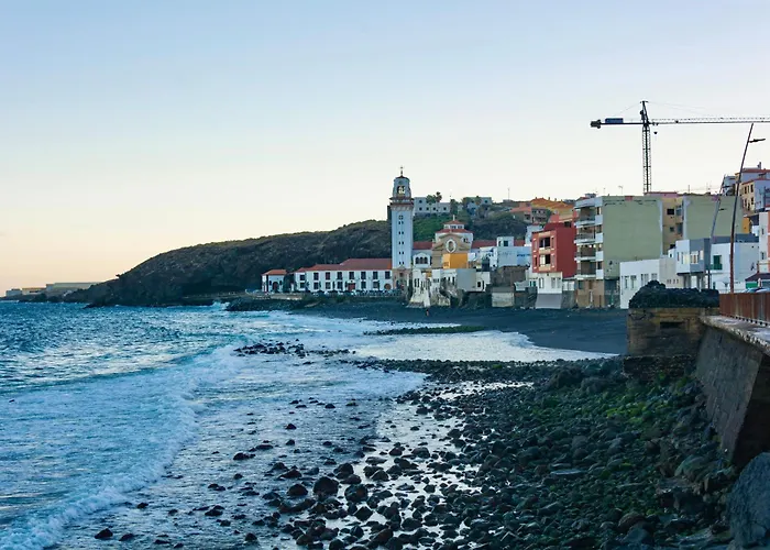 Cozy With Pool, Parking And Sea View *
